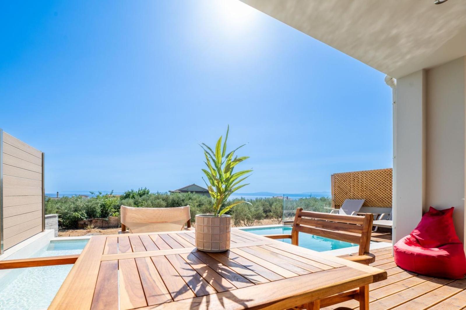 Petradi Suites Kalamata Exterior photo