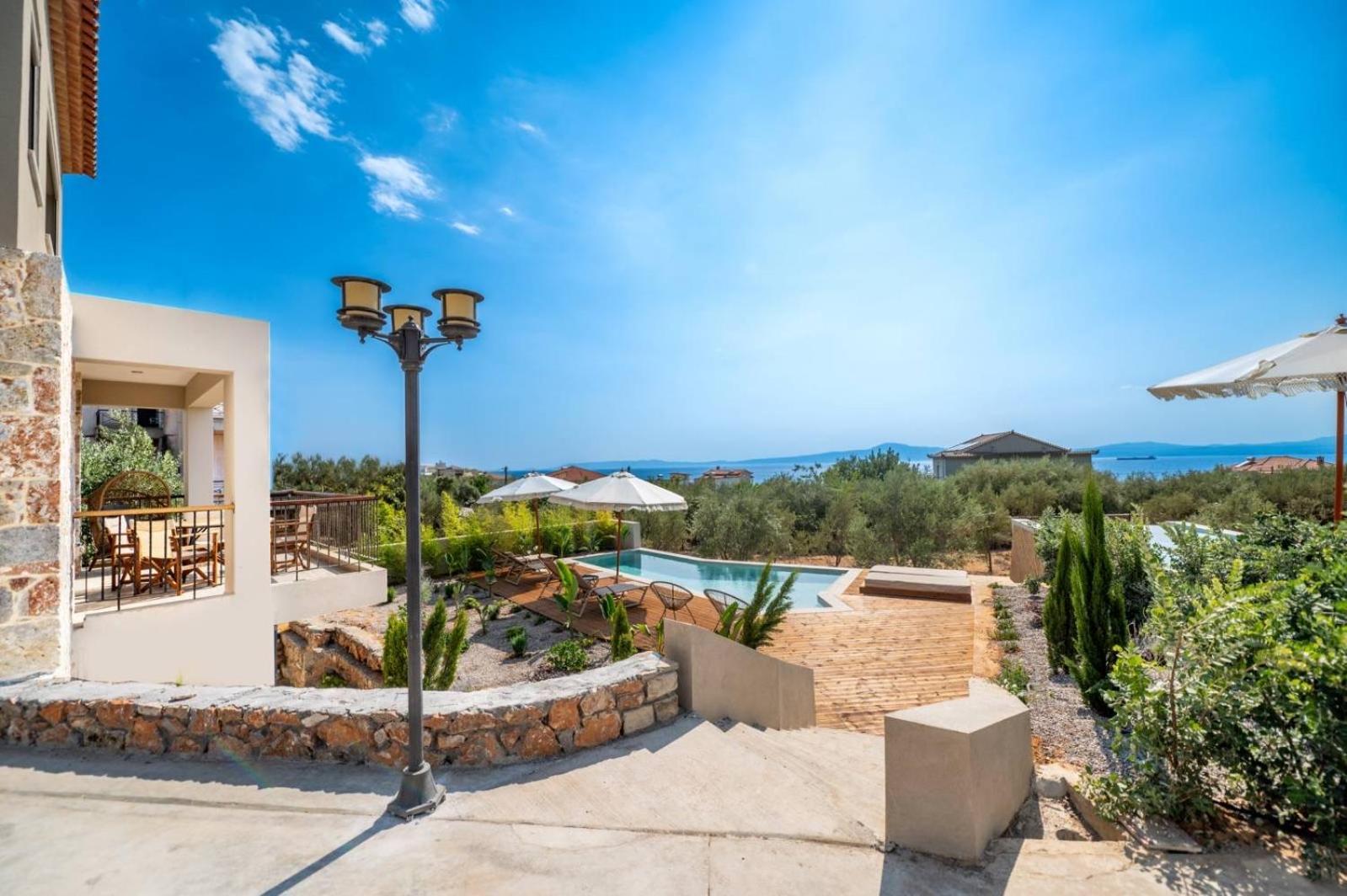 Petradi Suites Kalamata Exterior photo