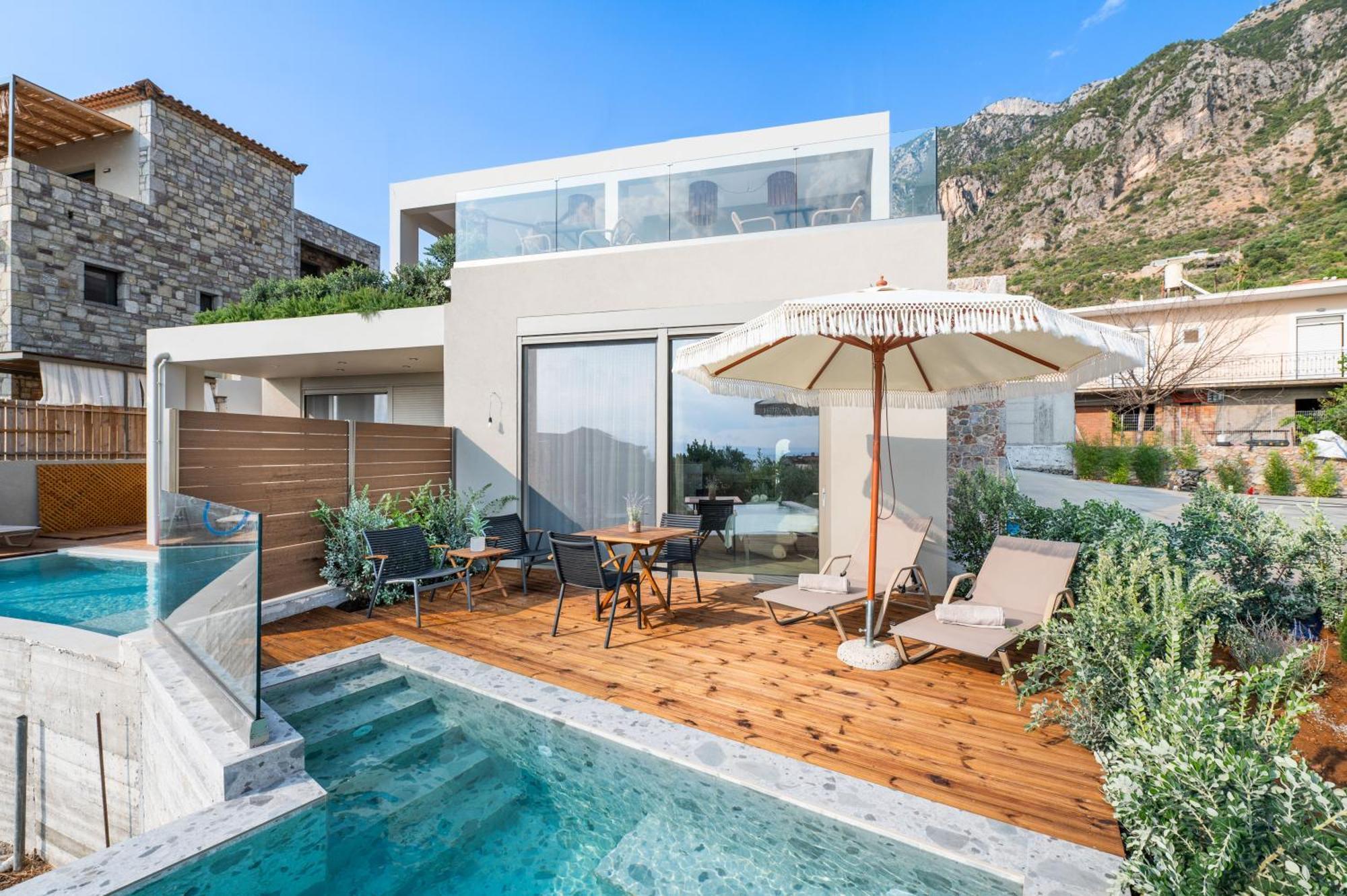 Petradi Suites Kalamata Exterior photo